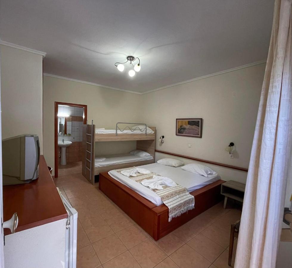 Calypso Hotel ซีวิรี ภายนอก รูปภาพ